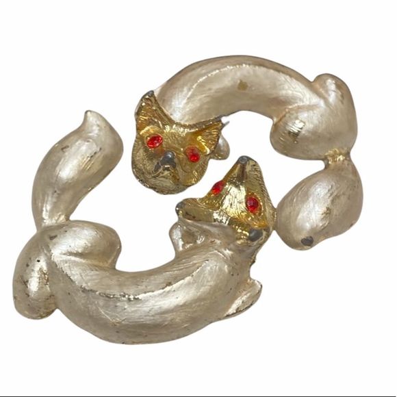 Vintage Enamel And Rhinestone Fox Pins (2) Brooches - Picture 4 of 16